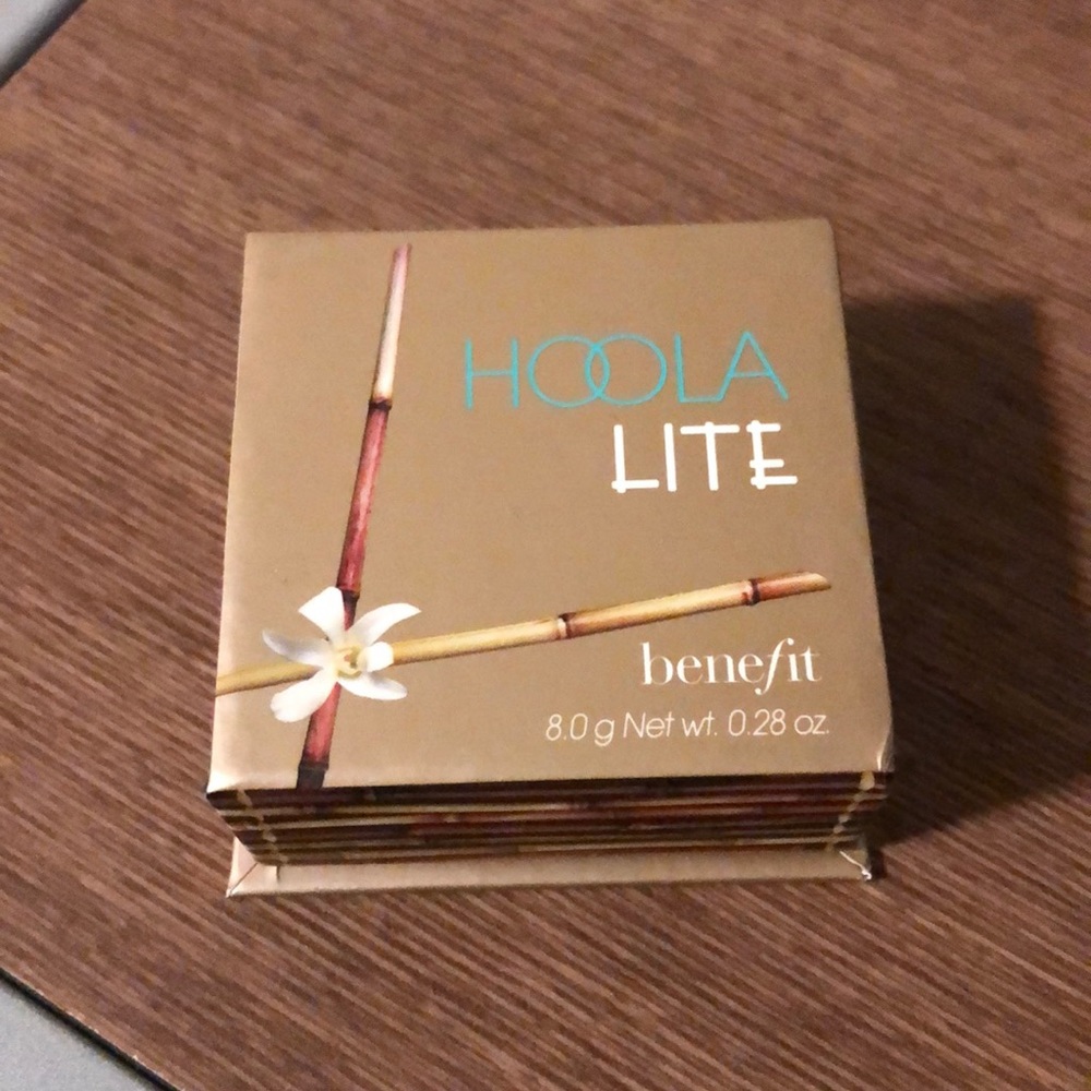 HOOLA Lite Bronzer